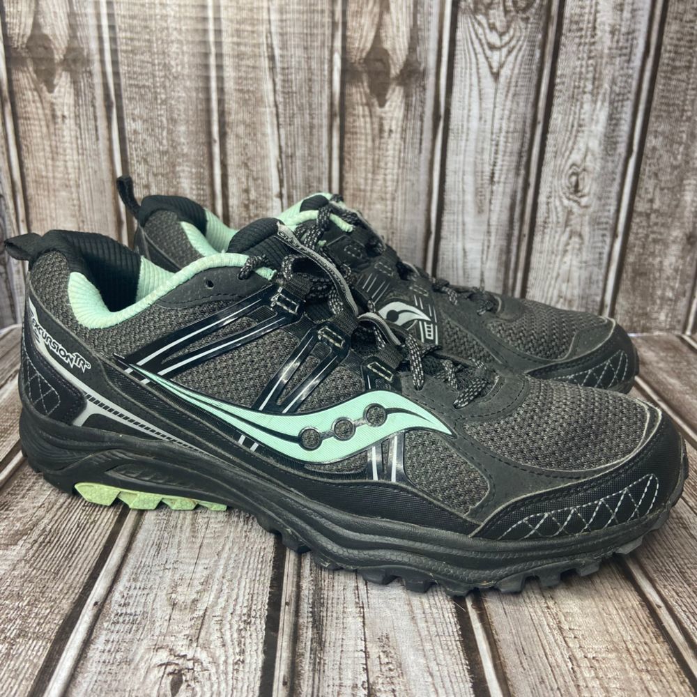 Saucony Women’s Trail Shoes / Hiking Running shoes size 9.5 Black Sea Fo…